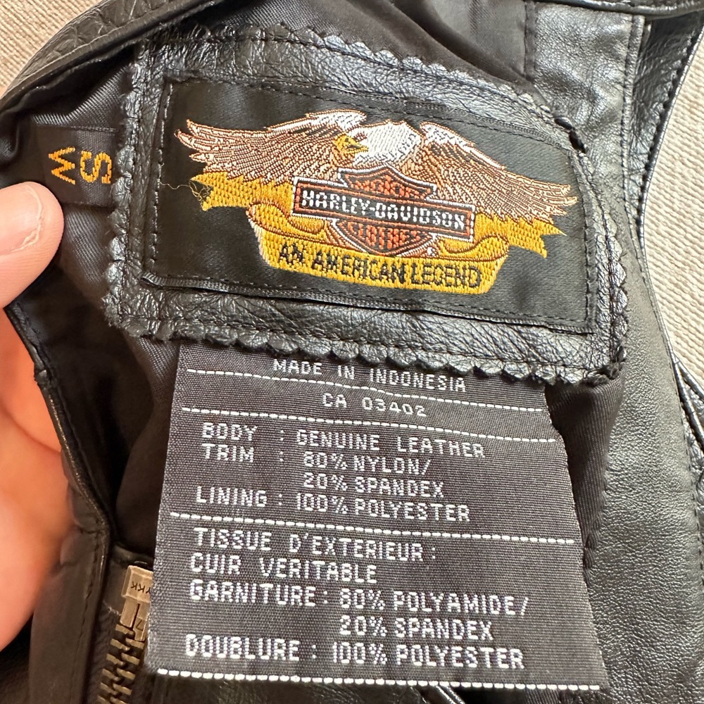 Harley-Davidson ladies leather chaps and leather biker vest - Picture 3 of 5